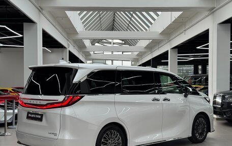 Lexus LM, 2024 год, 18 490 000 рублей, 10 фотография