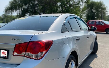 Chevrolet Cruze II, 2010 год, 749 999 рублей, 6 фотография