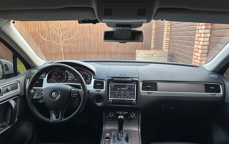 Volkswagen Touareg III, 2013 год, 1 750 000 рублей, 10 фотография