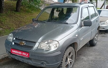Chevrolet Niva I рестайлинг, 2012 год, 500 000 рублей, 4 фотография