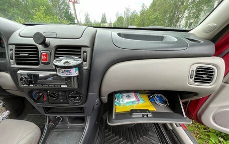 Nissan Almera, 2001 год, 285 000 рублей, 17 фотография
