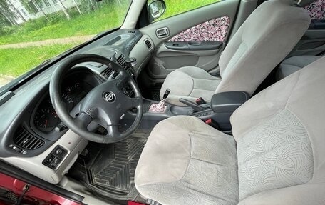 Nissan Almera, 2001 год, 285 000 рублей, 21 фотография