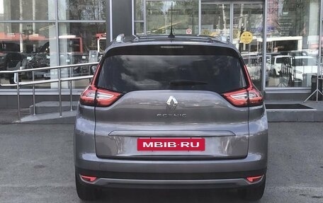 Renault Scenic IV, 2018 год, 1 910 000 рублей, 6 фотография
