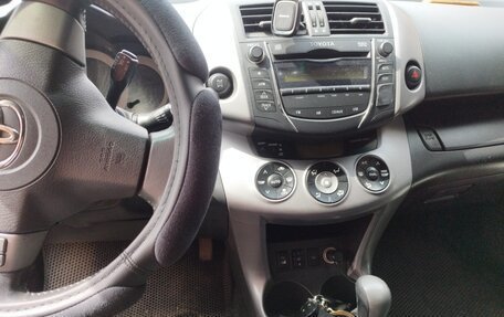 Toyota RAV4, 2007 год, 1 030 000 рублей, 8 фотография