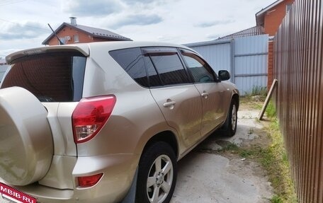 Toyota RAV4, 2007 год, 1 030 000 рублей, 5 фотография