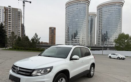 Volkswagen Tiguan I, 2015 год, 1 750 000 рублей, 2 фотография