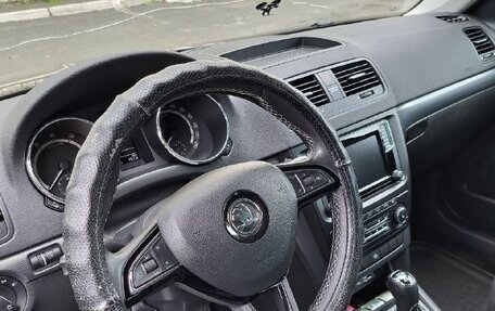 Skoda Yeti I рестайлинг, 2017 год, 2 000 000 рублей, 7 фотография