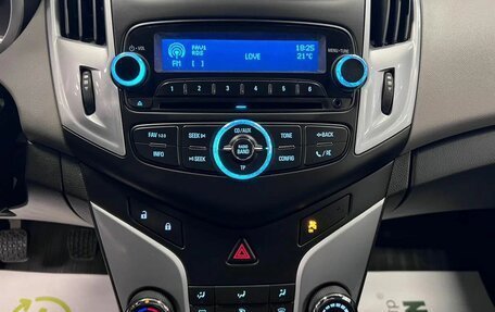 Chevrolet Cruze II, 2013 год, 925 000 рублей, 15 фотография