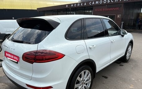 Porsche Cayenne III, 2015 год, 3 400 000 рублей, 9 фотография