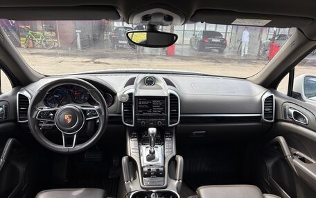 Porsche Cayenne III, 2015 год, 3 400 000 рублей, 20 фотография