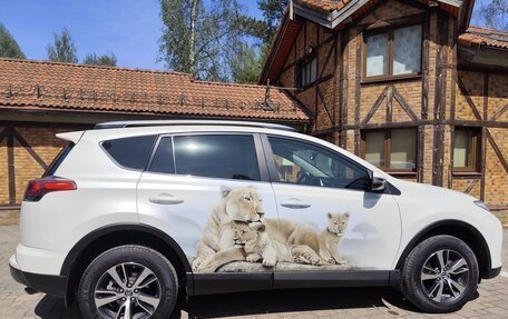 Toyota RAV4, 2016 год, 1 790 000 рублей, 9 фотография