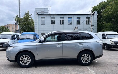 Mitsubishi Outlander III рестайлинг 3, 2013 год, 1 200 000 рублей, 4 фотография