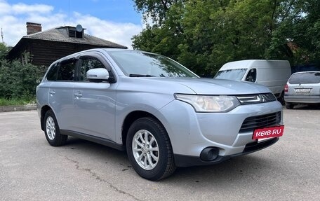 Mitsubishi Outlander III рестайлинг 3, 2013 год, 1 200 000 рублей, 6 фотография
