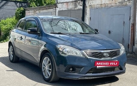 KIA cee'd I рестайлинг, 2010 год, 500 000 рублей, 3 фотография