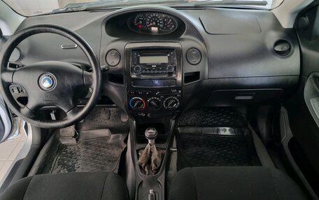 Geely MK I рестайлинг, 2010 год, 250 000 рублей, 11 фотография