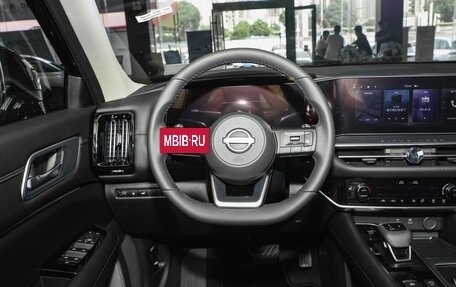 Nissan Pathfinder, 2025 год, 5 000 000 рублей, 10 фотография