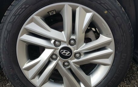 Hyundai Elantra VI рестайлинг, 2019 год, 1 599 000 рублей, 15 фотография
