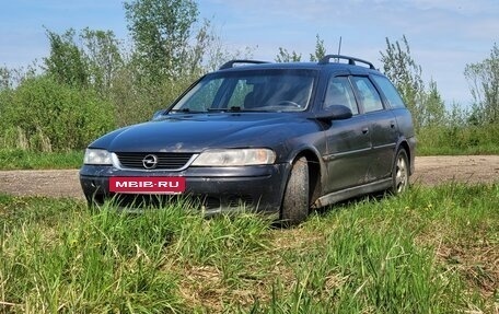 Opel Vectra B рестайлинг, 1999 год, 120 000 рублей, 3 фотография