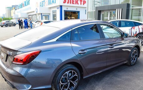 MG 5, 2023 год, 2 000 000 рублей, 9 фотография