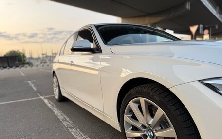 BMW 3 серия, 2016 год, 2 300 000 рублей, 13 фотография