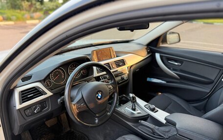 BMW 3 серия, 2016 год, 2 300 000 рублей, 15 фотография