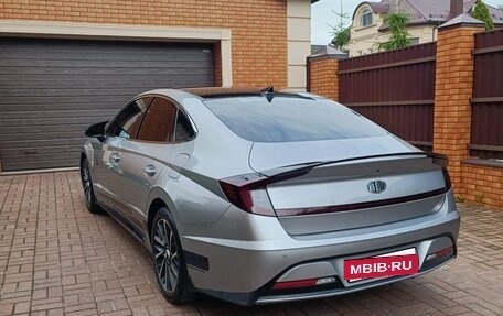 Hyundai Sonata VIII, 2020 год, 2 120 000 рублей, 3 фотография