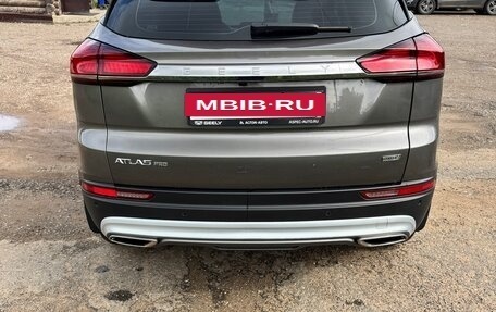Geely Atlas, 2022 год, 1 795 000 рублей, 3 фотография