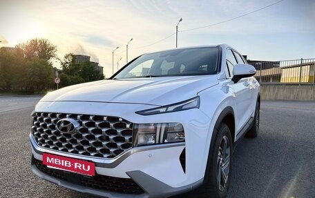 Hyundai Santa Fe IV, 2020 год, 2 800 000 рублей, 2 фотография