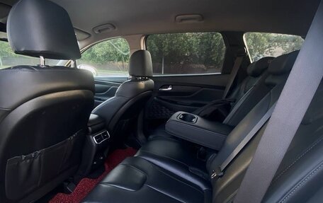 Hyundai Santa Fe IV, 2020 год, 2 800 000 рублей, 14 фотография
