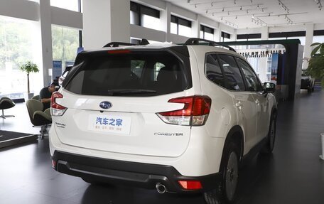 Subaru Forester, 2025 год, 4 700 000 рублей, 5 фотография