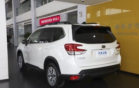 Subaru Forester, 2025 год, 4 700 000 рублей, 3 фотография