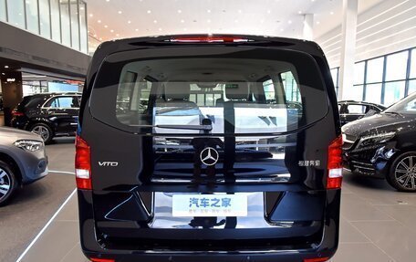 Mercedes-Benz Vito, 2025 год, 5 900 000 рублей, 6 фотография