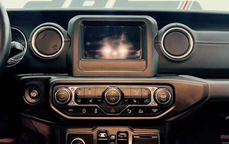 Jeep Wrangler, 2021 год, 4 150 014 рублей, 11 фотография