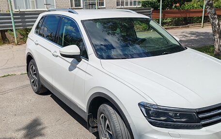 Volkswagen Tiguan II, 2018 год, 2 500 000 рублей, 5 фотография