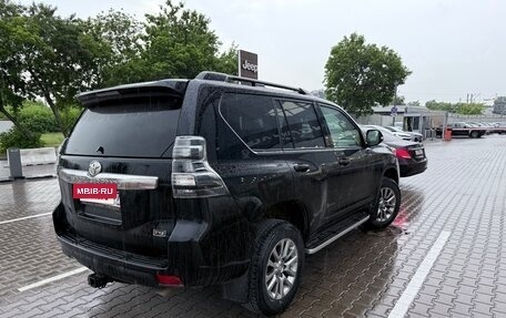 Toyota Land Cruiser Prado 150 рестайлинг 2, 2016 год, 2 990 000 рублей, 2 фотография