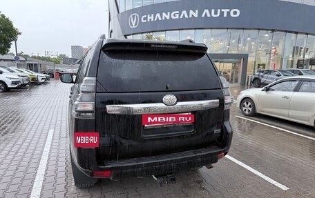 Toyota Land Cruiser Prado 150 рестайлинг 2, 2016 год, 2 990 000 рублей, 3 фотография