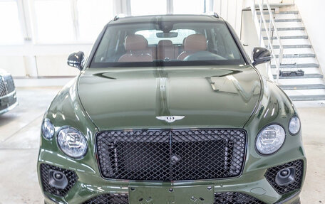 Bentley Bentayga I, 2025 год, 37 600 000 рублей, 2 фотография