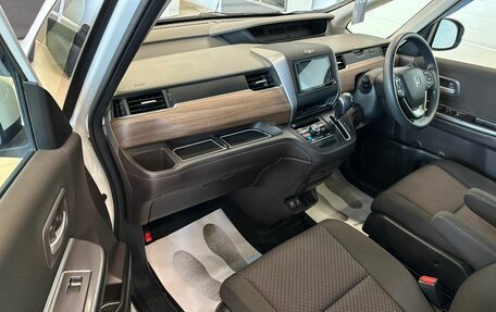 Honda Freed II, 2020 год, 1 599 000 рублей, 12 фотография