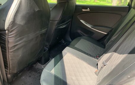 Hyundai Solaris II рестайлинг, 2013 год, 762 500 рублей, 3 фотография