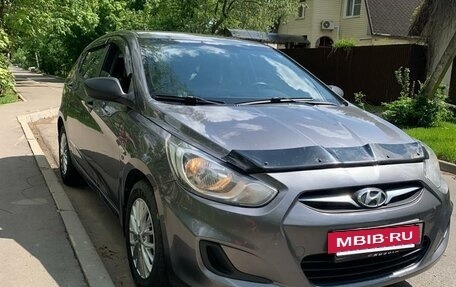 Hyundai Solaris II рестайлинг, 2013 год, 762 500 рублей, 8 фотография