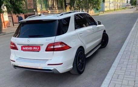 Mercedes-Benz M-Класс, 2012 год, 2 590 000 рублей, 3 фотография