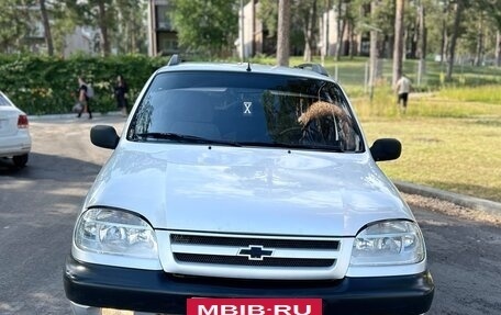 Chevrolet Niva I рестайлинг, 2005 год, 289 000 рублей, 2 фотография