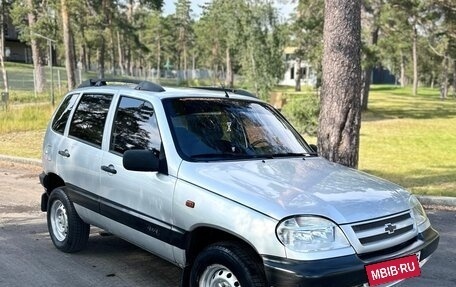 Chevrolet Niva I рестайлинг, 2005 год, 289 000 рублей, 3 фотография