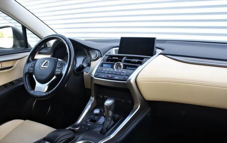 Lexus NX I, 2015 год, 2 860 000 рублей, 11 фотография