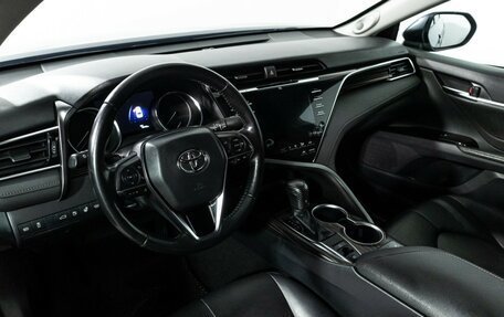 Toyota Camry, 2018 год, 2 439 898 рублей, 11 фотография