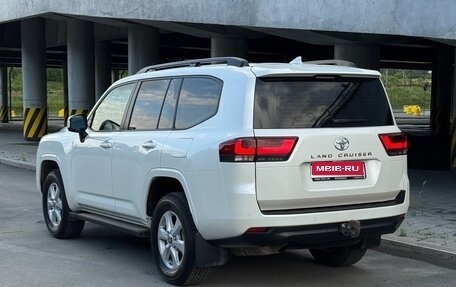 Toyota Land Cruiser, 2022 год, 9 290 000 рублей, 6 фотография