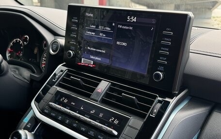 Toyota Land Cruiser, 2022 год, 9 290 000 рублей, 20 фотография