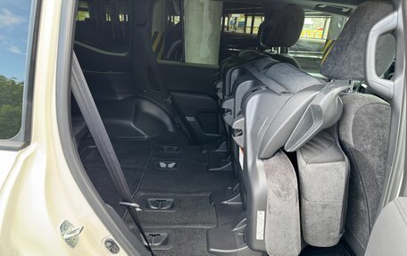 Toyota Land Cruiser, 2022 год, 9 290 000 рублей, 33 фотография