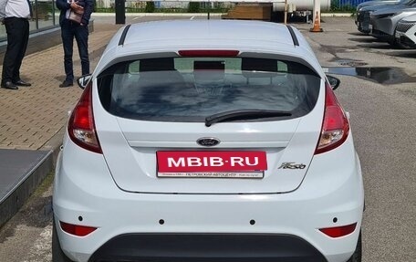 Ford Fiesta, 2016 год, 880 000 рублей, 7 фотография
