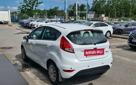 Ford Fiesta, 2016 год, 880 000 рублей, 8 фотография